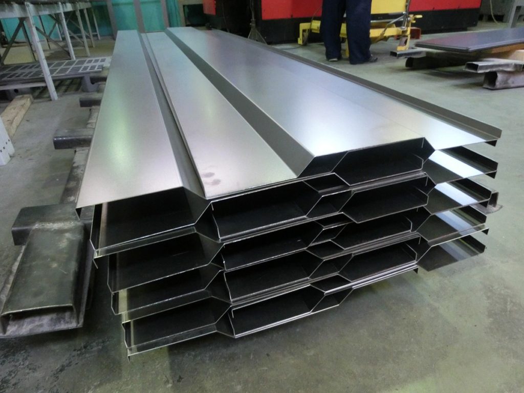 гибка металла заказать.jpg